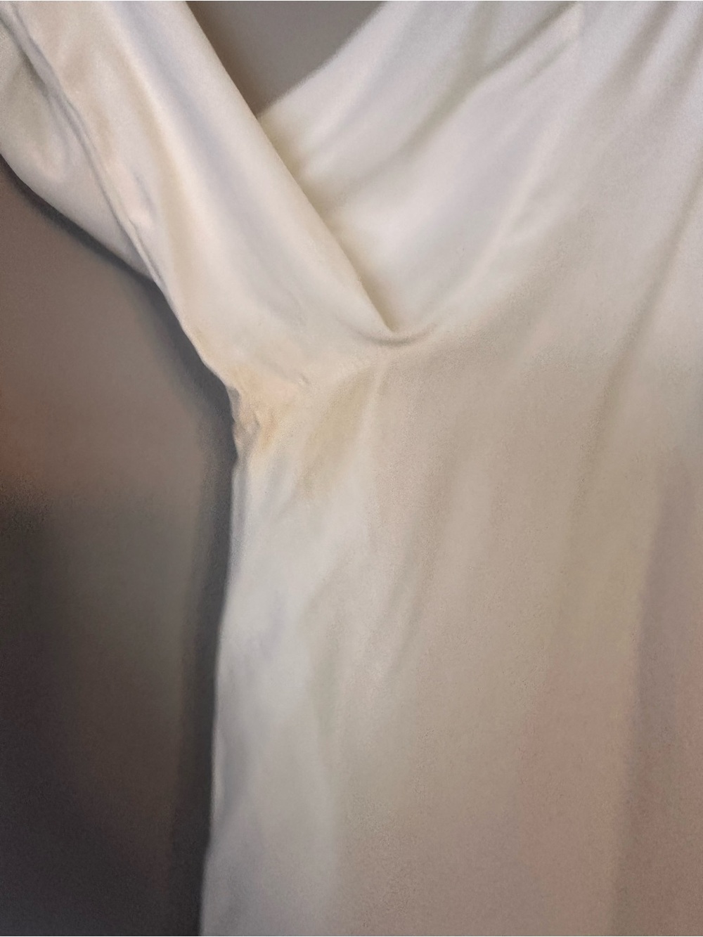 Frame Denim Ivory Ruffle-Cuff Button Front Blouse - Picture 4 of 5
